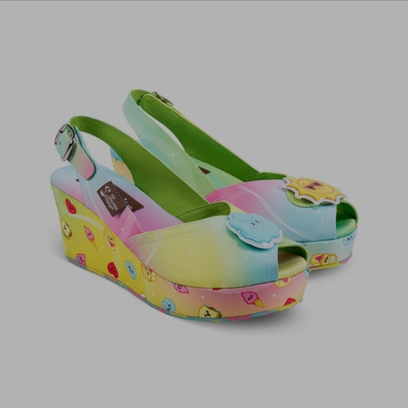 Hot Chocolate Design Picnic Sandals - Picture 2 of 16